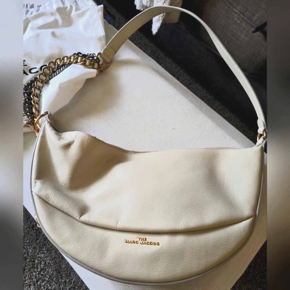 MARC JACOBS The Eclipse Shoulder Hobo Bag Crossbody Handbag Purse Chain